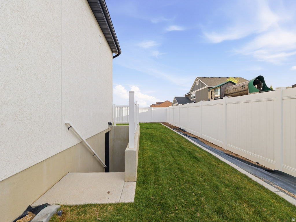 322 E 2530 N Lehi, UT 84043