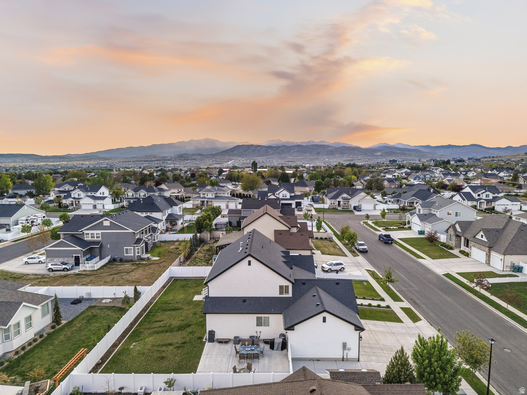 322 E 2530 N Lehi, UT 84043