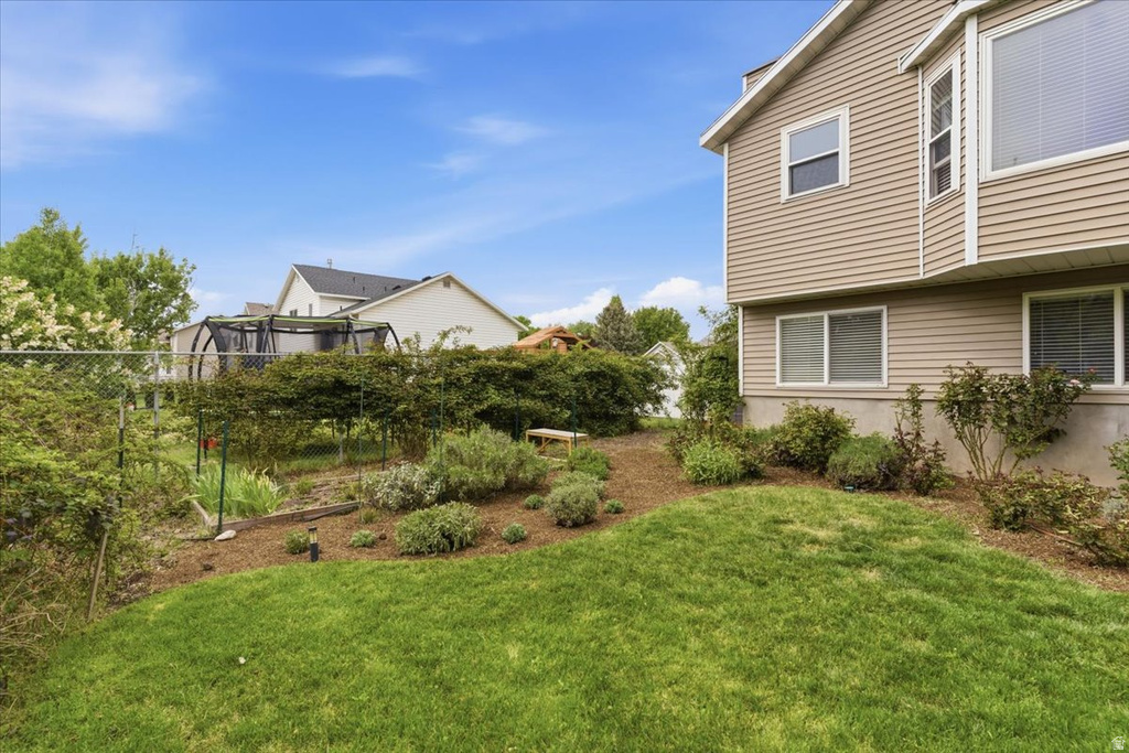 12 E 1340 S Farmington, UT 84025