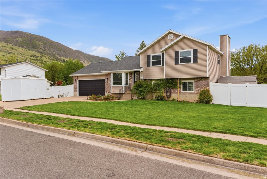 12 E 1340 S Farmington, UT 84025