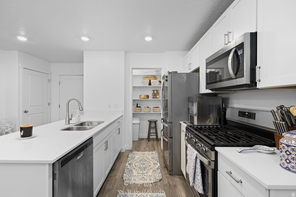 532 N WINDING RIVER AVE Lehi, UT 84043