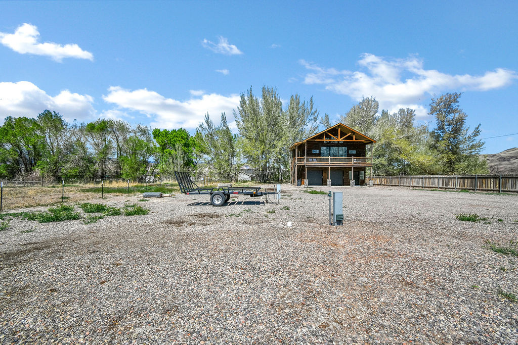 275 N 400 E Annabella, UT 84711