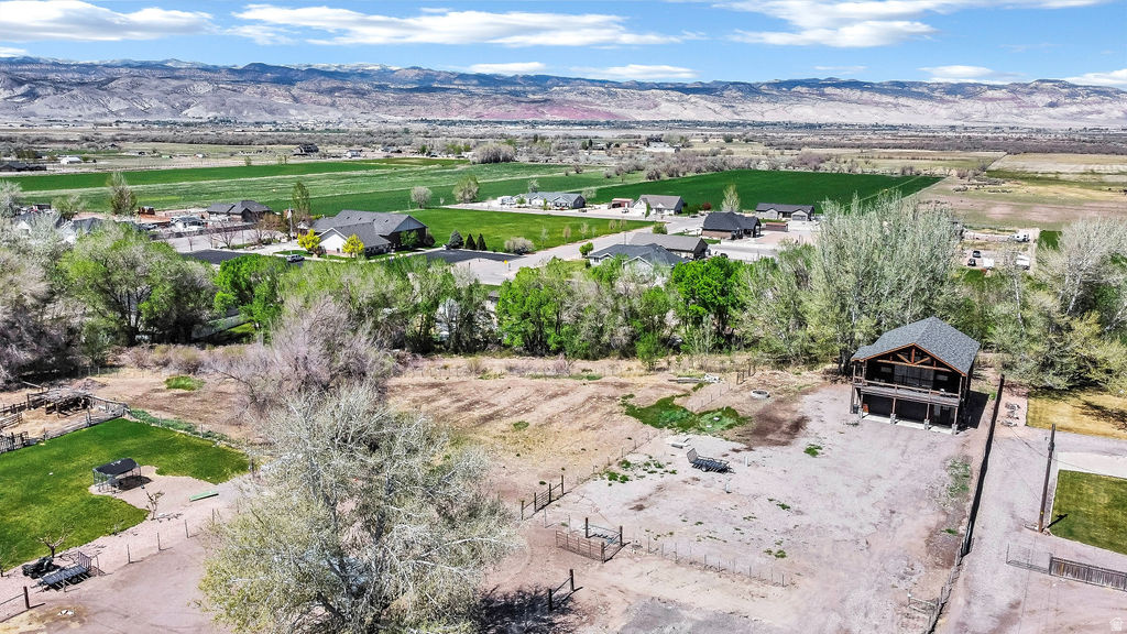 275 N 400 E Annabella, UT 84711