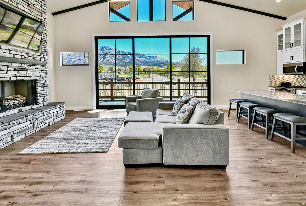 275 N 400 E Annabella, UT 84711