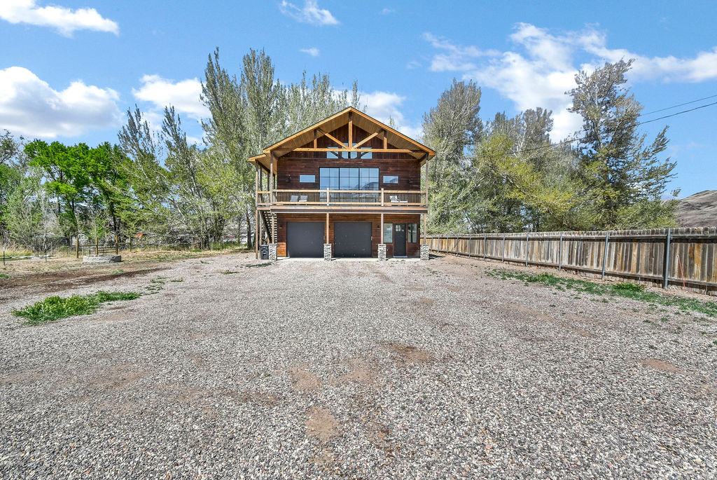 275 N 400 E Annabella, UT 84711