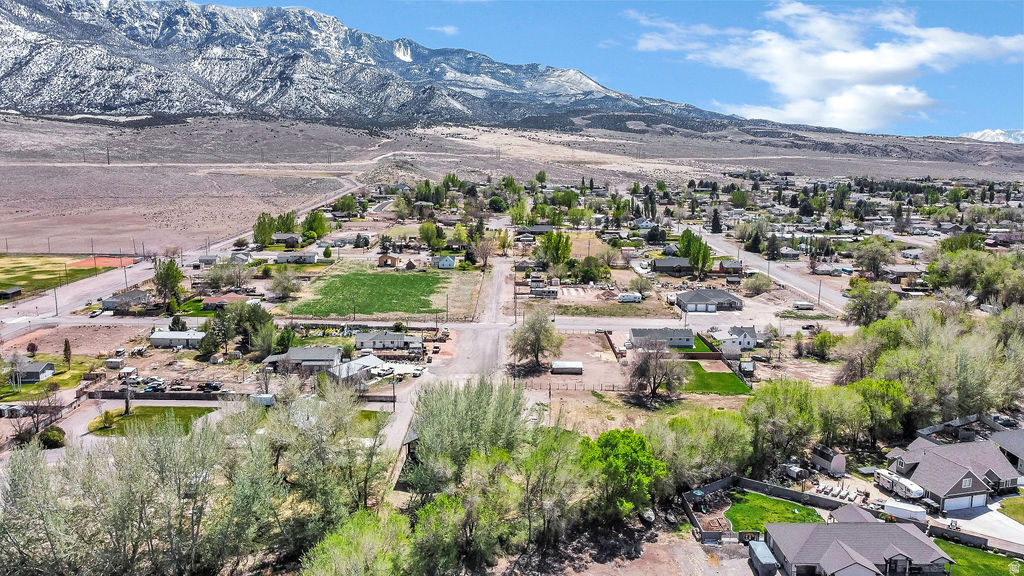 275 N 400 E Annabella, UT 84711