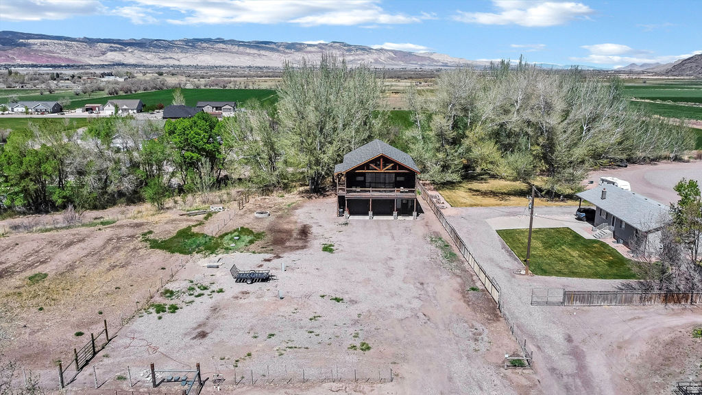 275 N 400 E Annabella, UT 84711