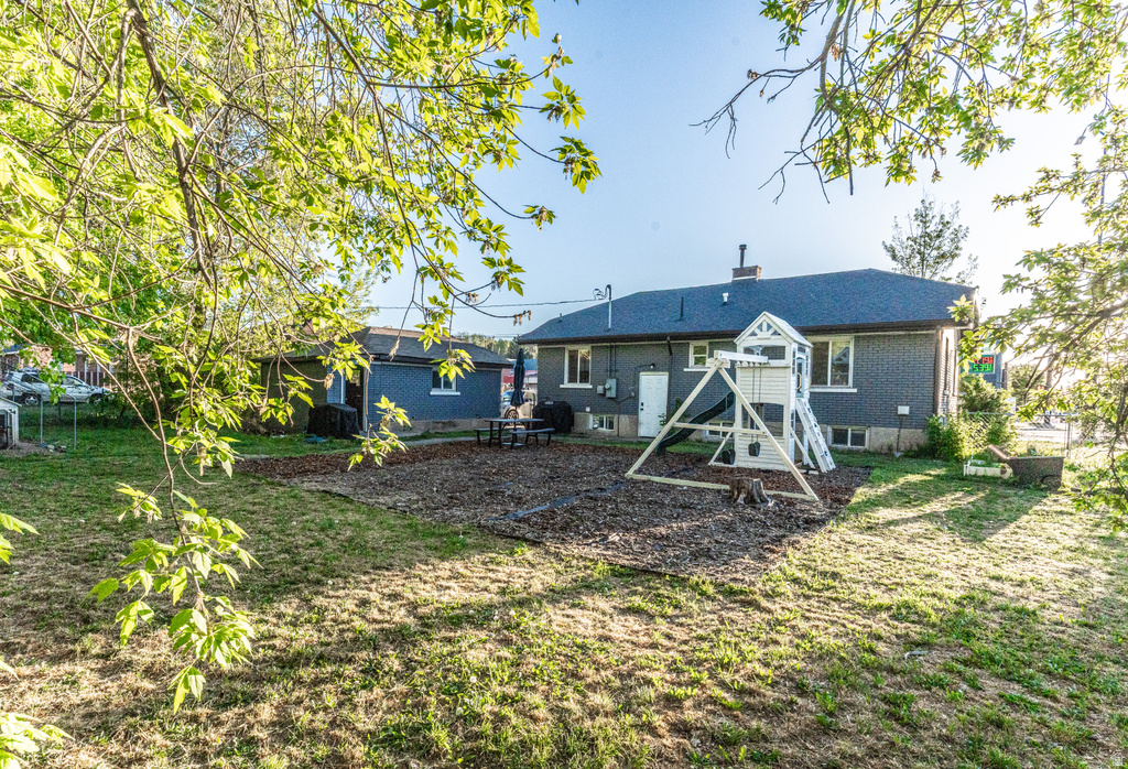 409 S 400 E Springville, UT 84663