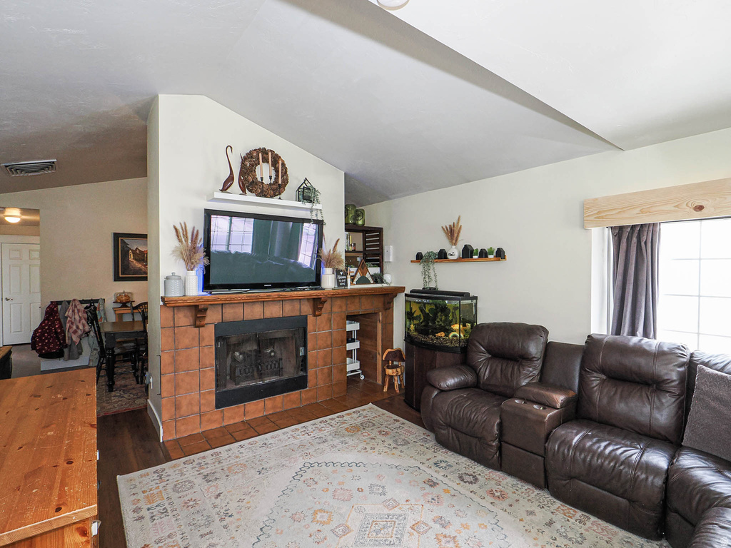 3067 W GREAT PATURE RD West Jordan, UT 84088