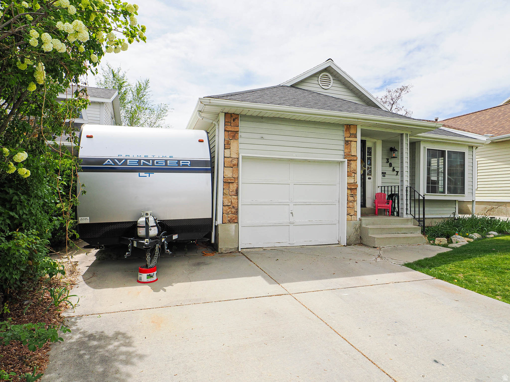 3067 W GREAT PATURE RD West Jordan, UT 84088