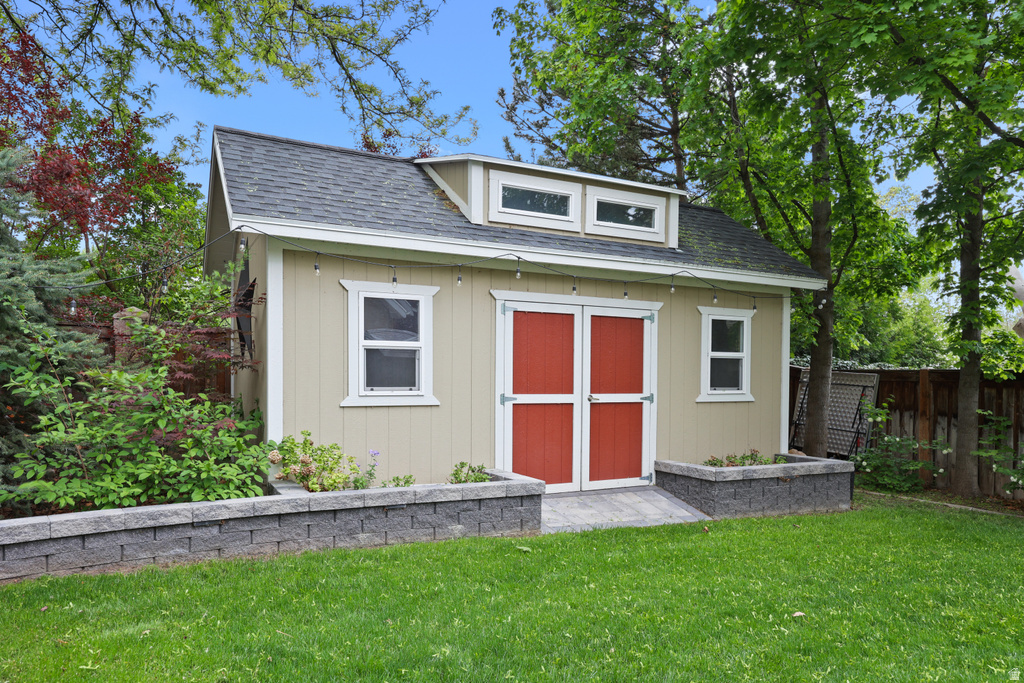 894 E 700 S Springville, UT 84663