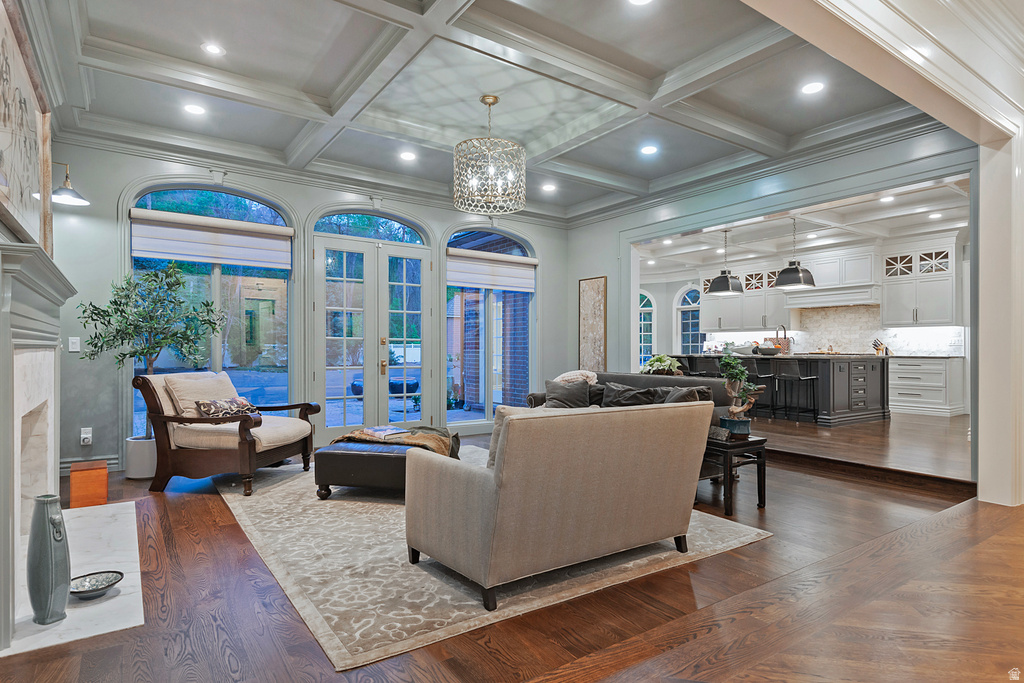 5543 S WALKER WOODS LN Holladay, UT 84117