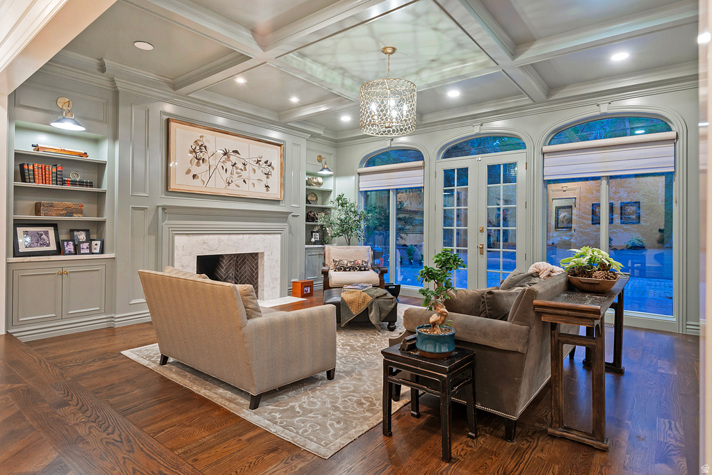 5543 S WALKER WOODS LN Holladay, UT 84117