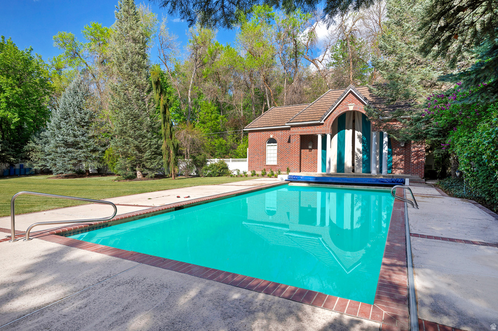 5543 S WALKER WOODS LN Holladay, UT 84117