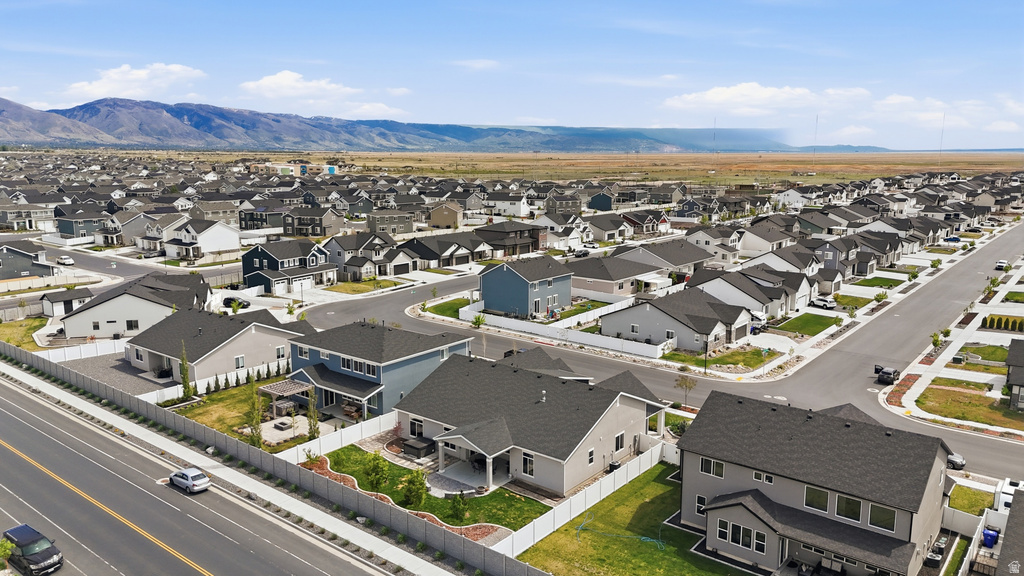 2448 W 3230 S Syracuse, UT 84075