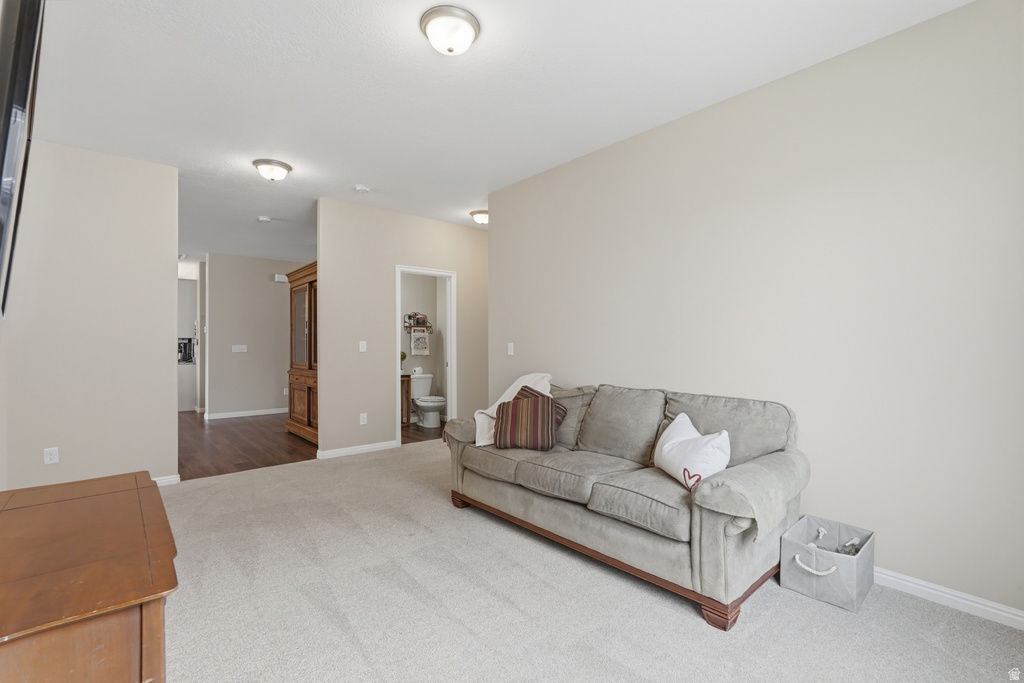 2448 W 3230 S Syracuse, UT 84075