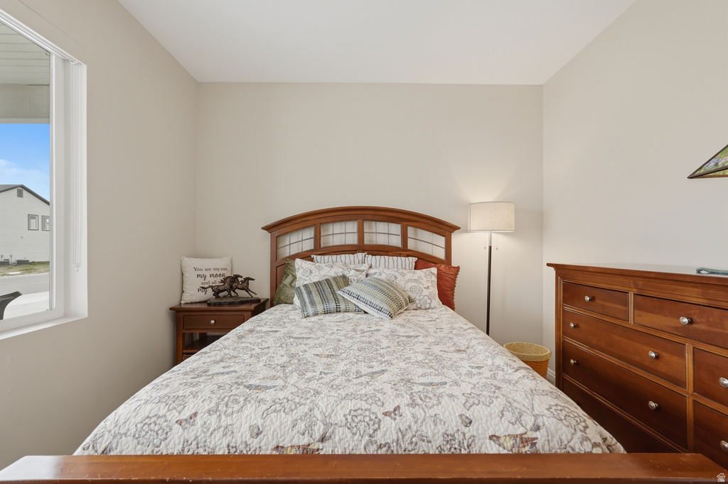 2448 W 3230 S Syracuse, UT 84075