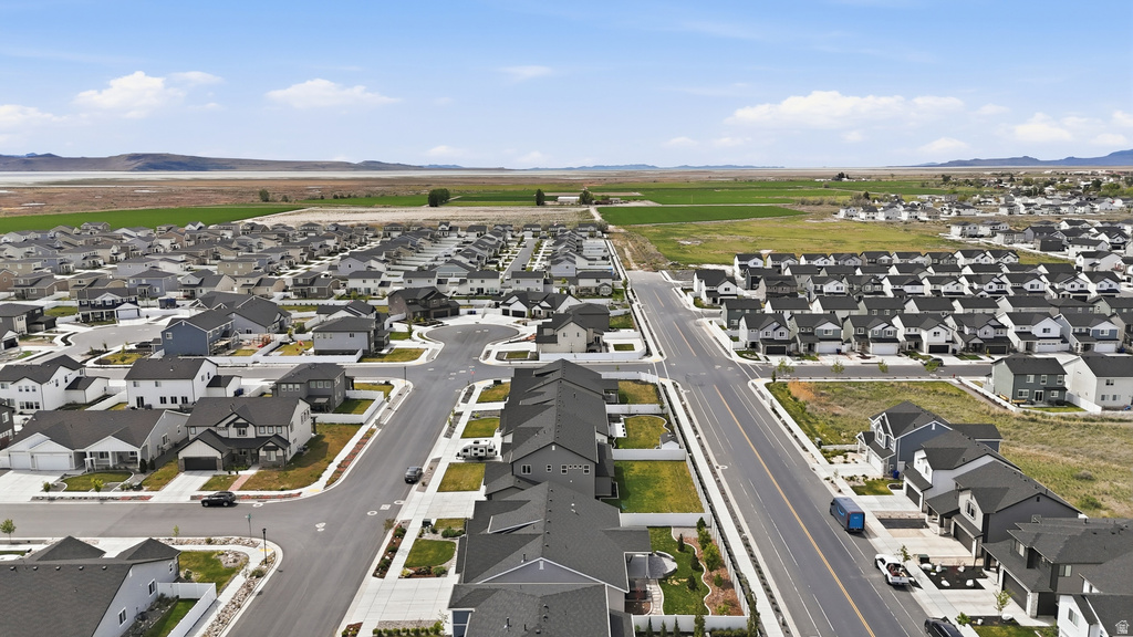 2448 W 3230 S Syracuse, UT 84075