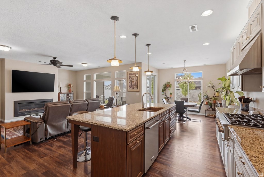 2448 W 3230 S Syracuse, UT 84075