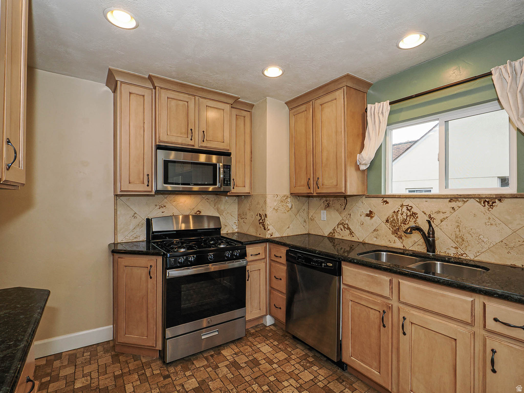 1848 S 1900 E Salt Lake City, UT 84108