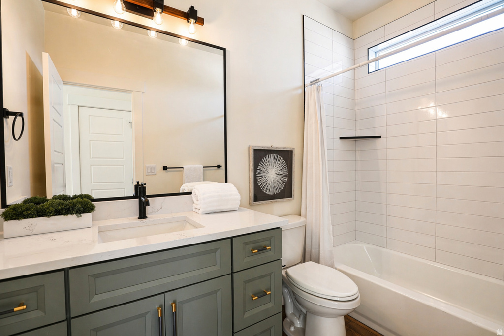 2607 N COOPER WAY Eagle Mountain, UT 84013