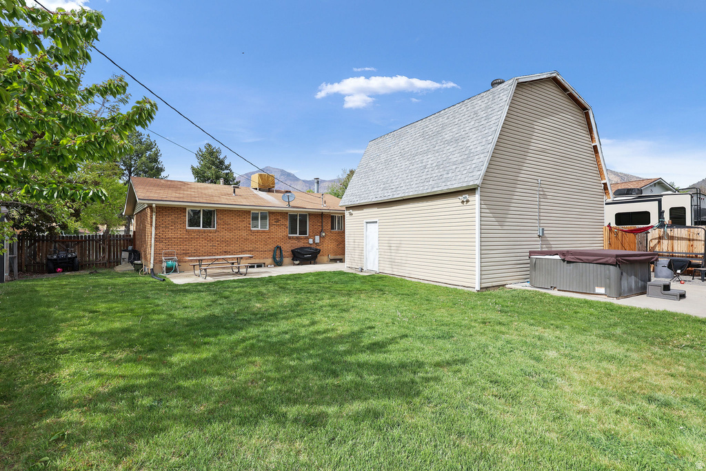 537 E 1900 N North Ogden, UT 84414