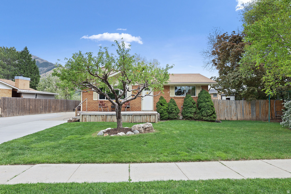 537 E 1900 N North Ogden, UT 84414