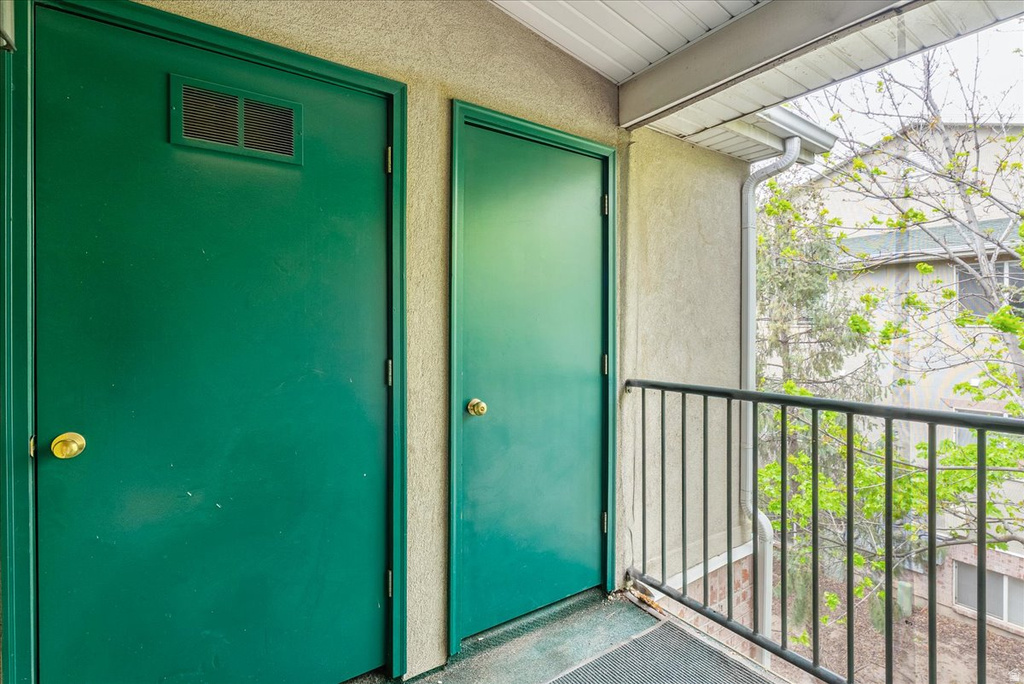 258 E NEW CENTURY LN #E Salt Lake City, UT 84115