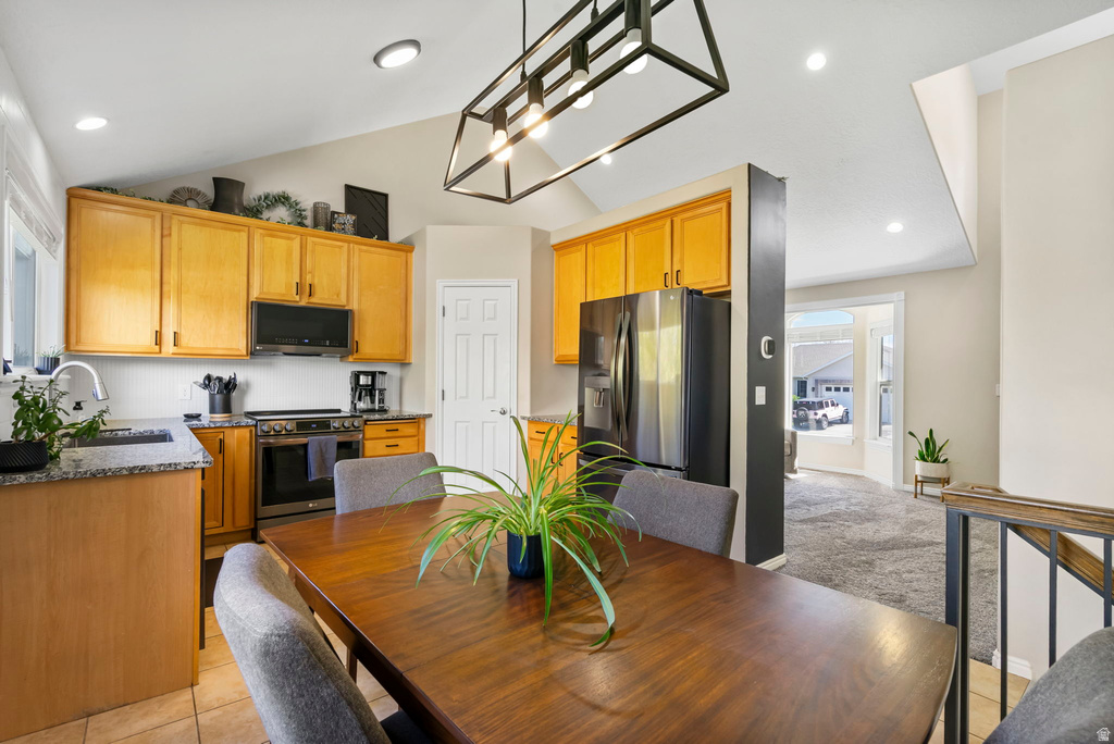 68 E SETTLER RD Saratoga Springs, UT 84045
