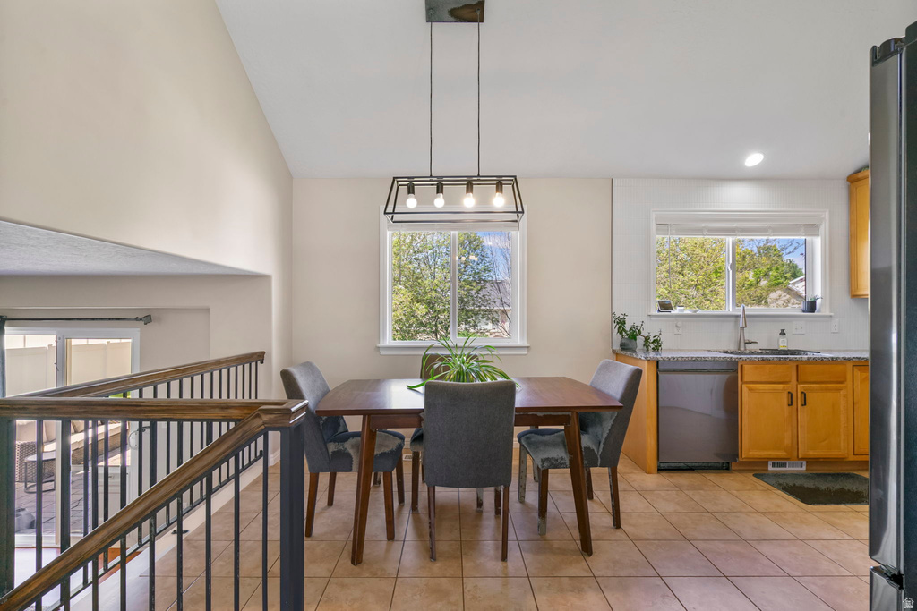 68 E SETTLER RD Saratoga Springs, UT 84045