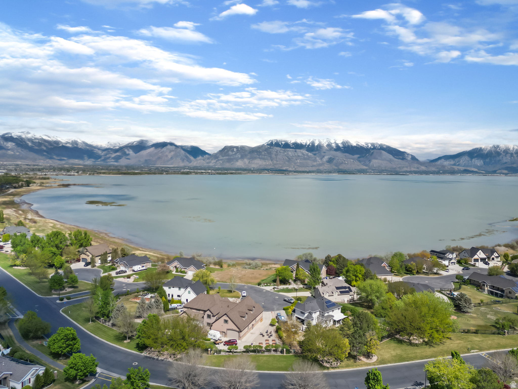 68 E SETTLER RD Saratoga Springs, UT 84045