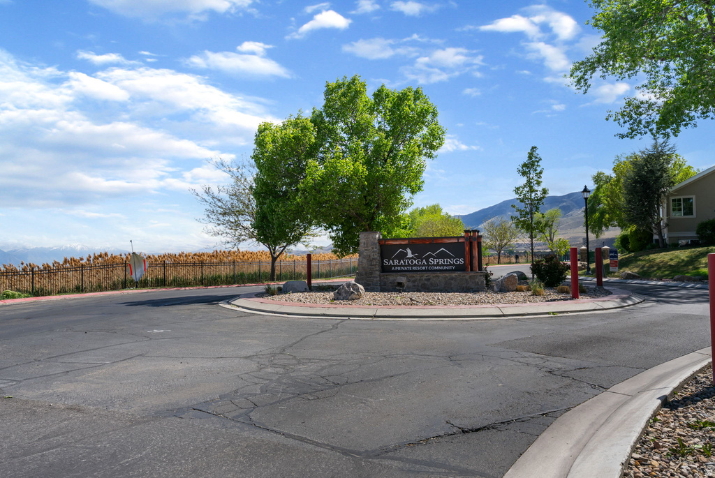 68 E SETTLER RD Saratoga Springs, UT 84045