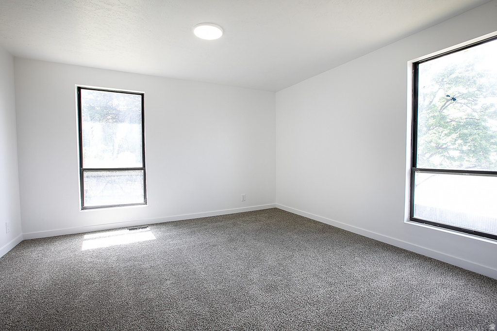 2972 E ORSON F DR Layton, UT 84040