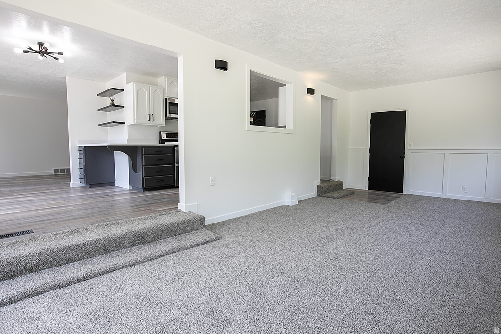 2972 E ORSON F DR Layton, UT 84040