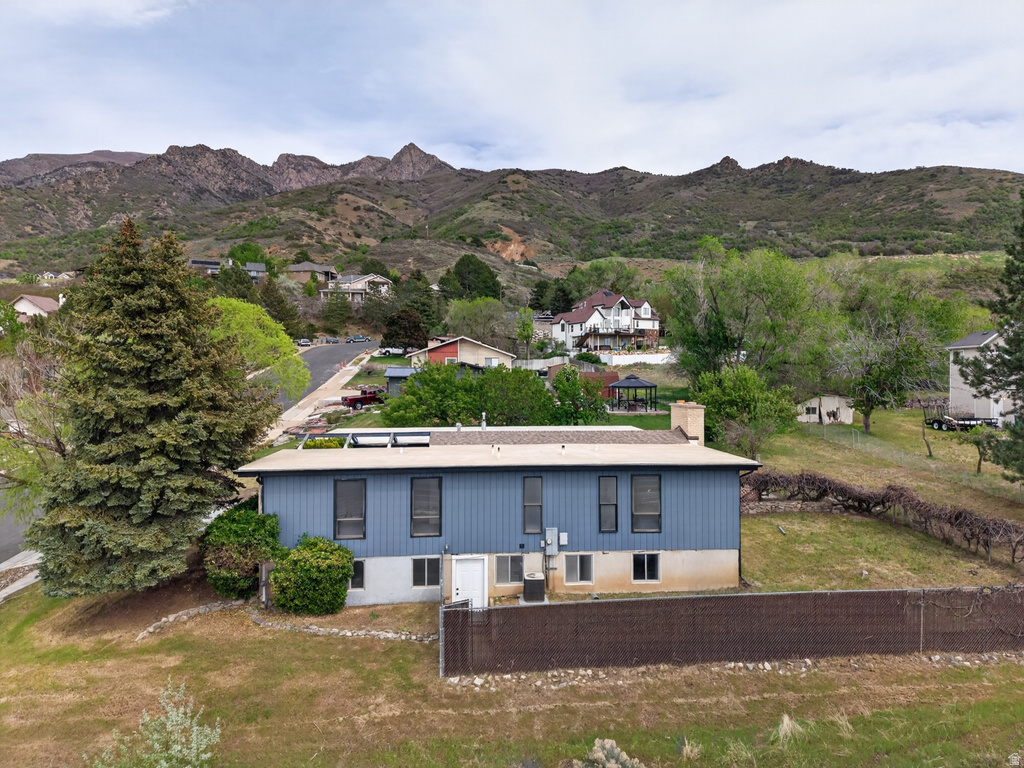2972 E ORSON F DR Layton, UT 84040