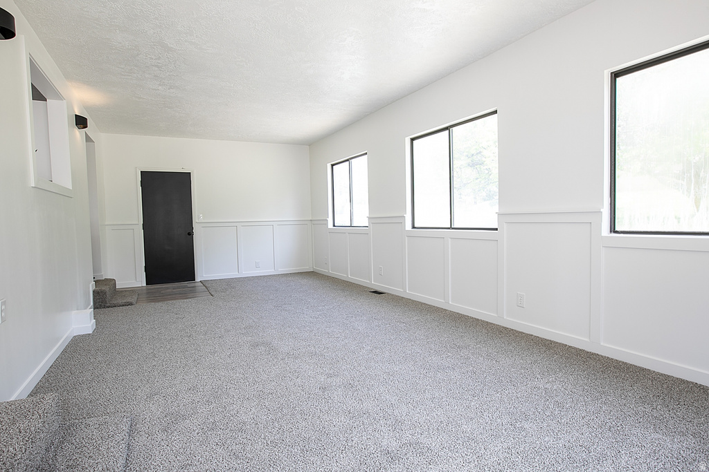 2972 E ORSON F DR Layton, UT 84040