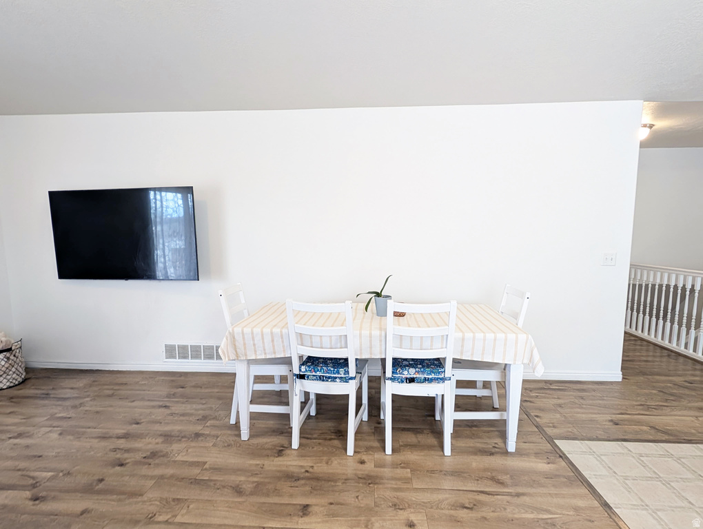 98 W SETTLEMENT CIR Midvale, UT 84047