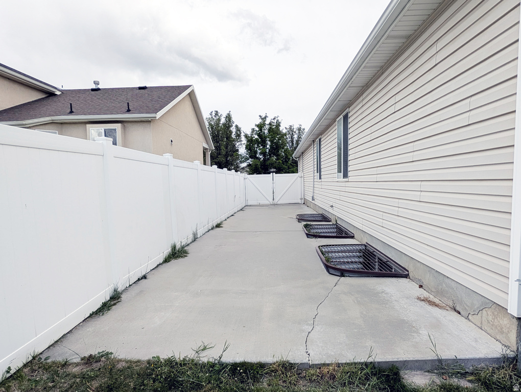 98 W SETTLEMENT CIR Midvale, UT 84047