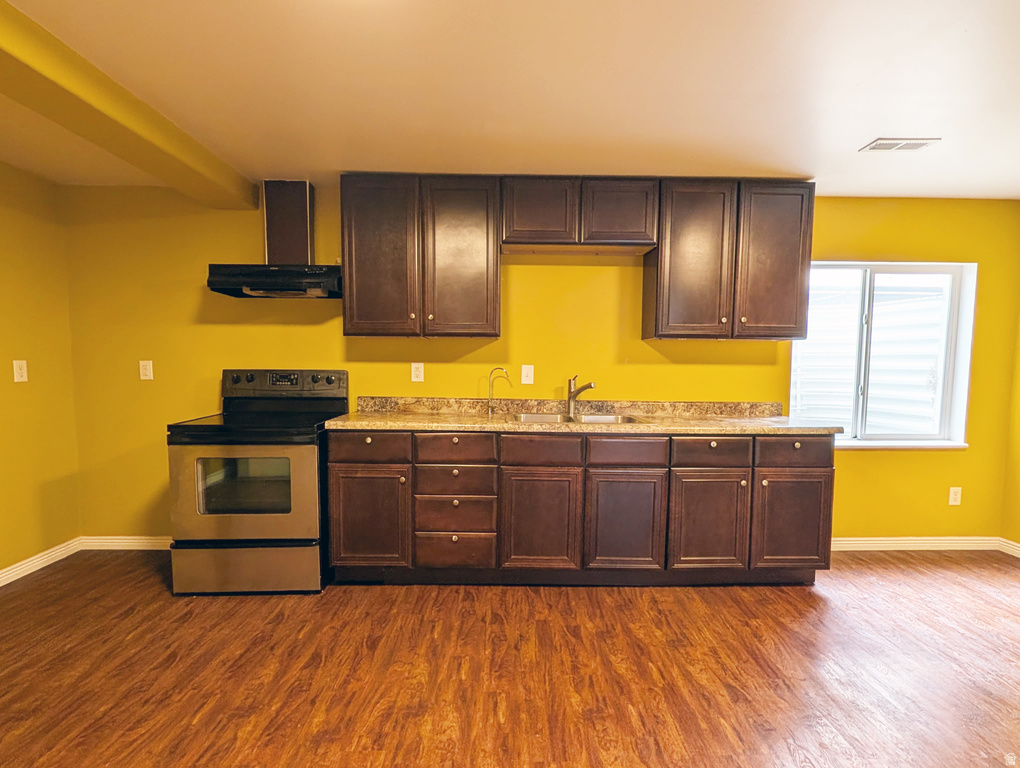 98 W SETTLEMENT CIR Midvale, UT 84047