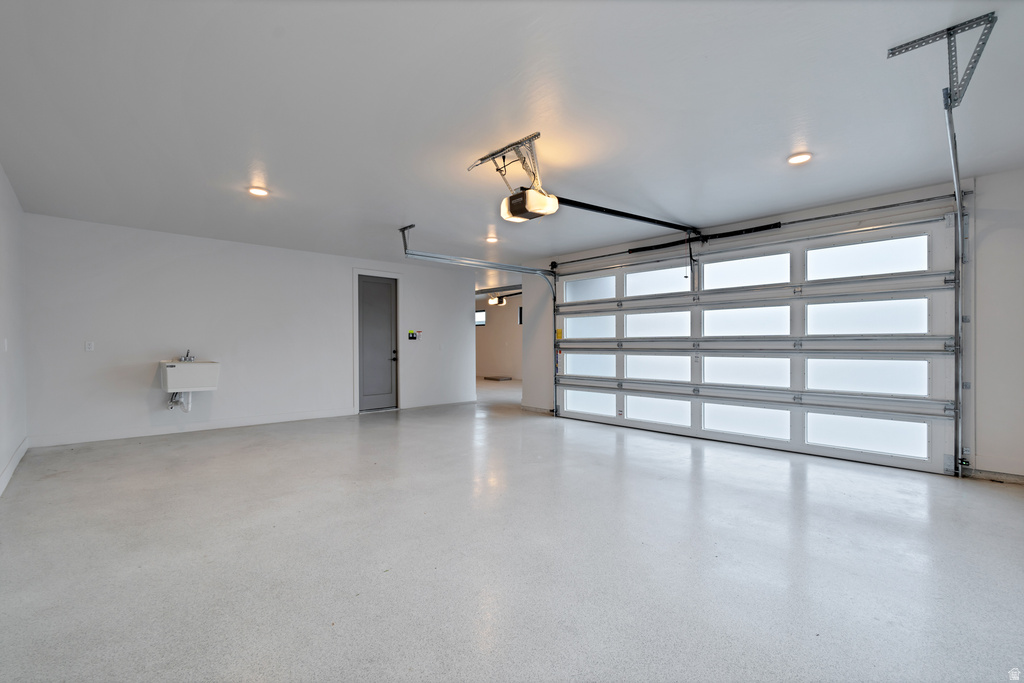 2145 N MAIN ST Centerville, UT 84014