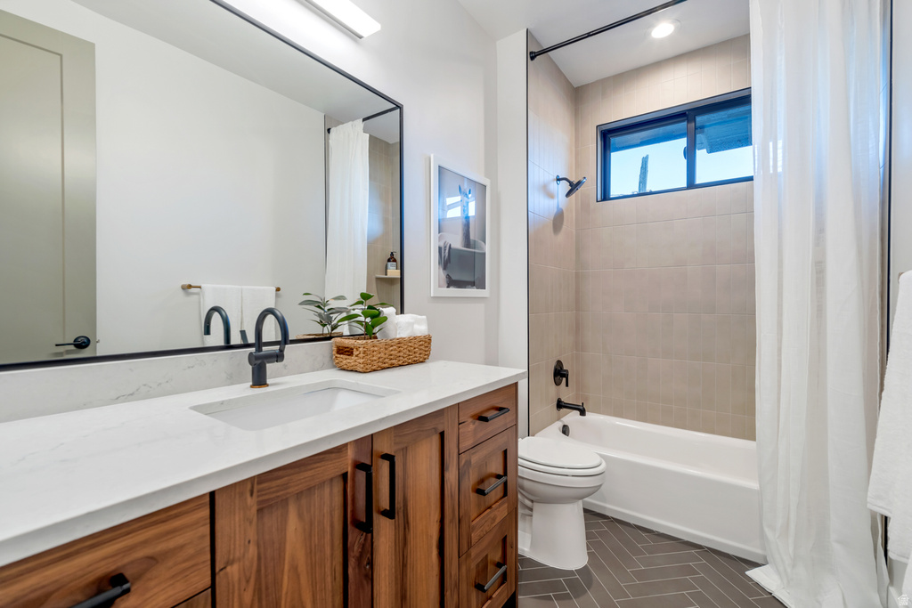 2145 N MAIN ST Centerville, UT 84014