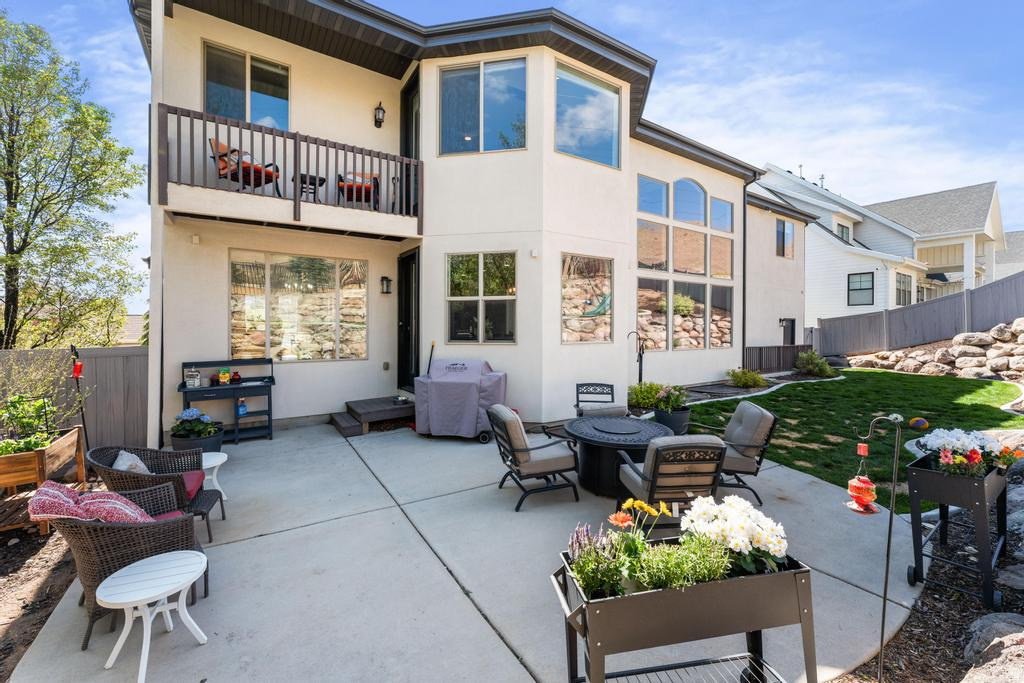 5362 EAGLES VIEW DR Lehi, UT 84043