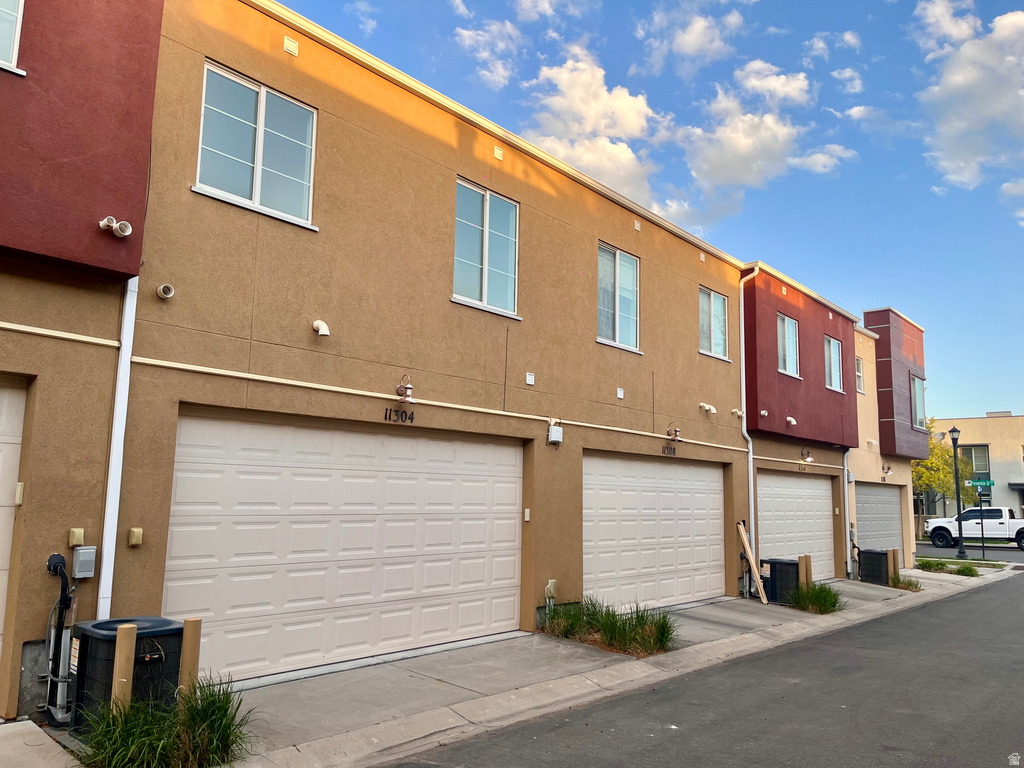 11304 S ROPEMAKER RD South Jordan, UT 84095