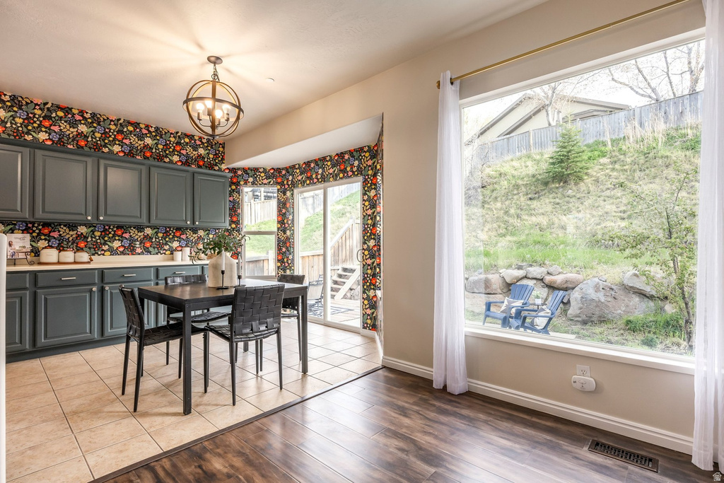 1930 E ASPEN LEAF PL Draper, UT 84020