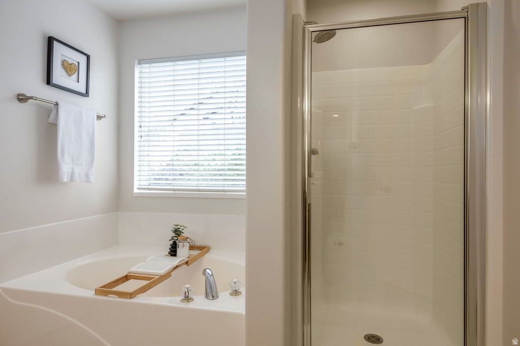 1930 E ASPEN LEAF PL Draper, UT 84020