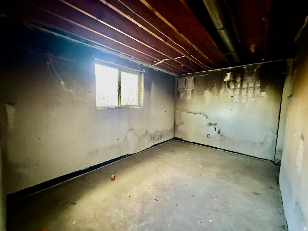 3184 W BERNINA DR Taylorsville, UT 84129
