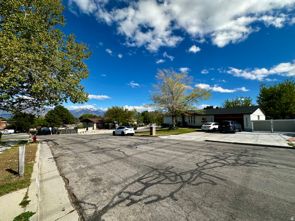3184 W BERNINA DR Taylorsville, UT 84129