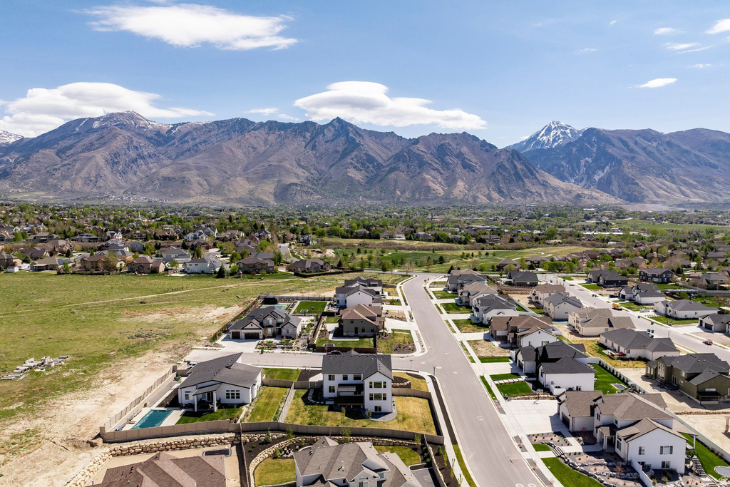 12177 N SHADY BROOK LN Highland, UT 84003