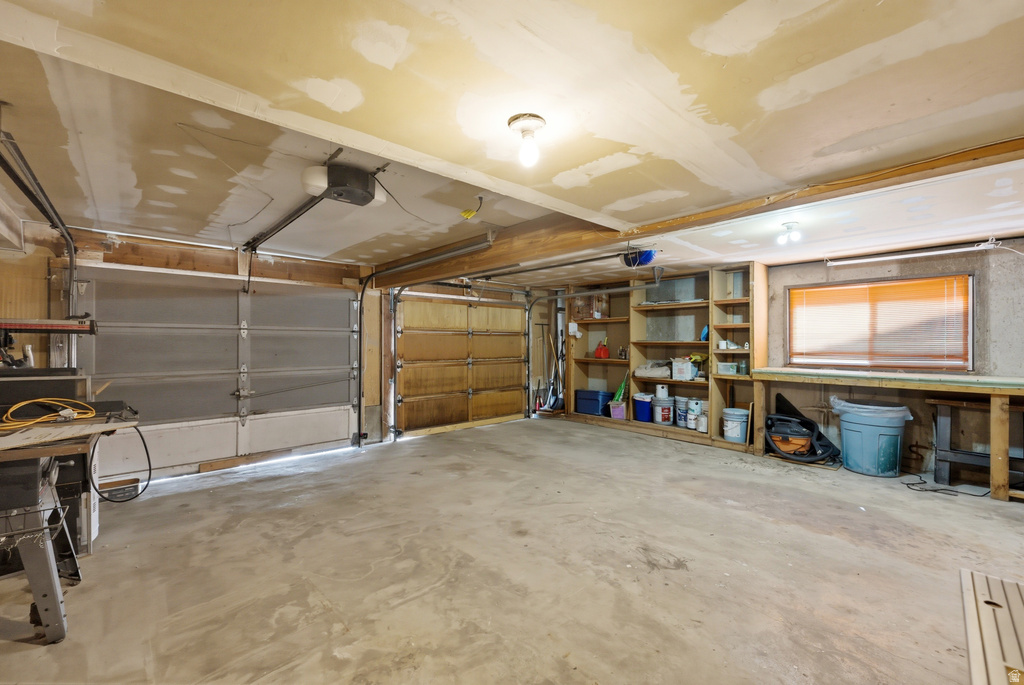 2326 W HEATHERGLEN DR Taylorsville, UT 84129
