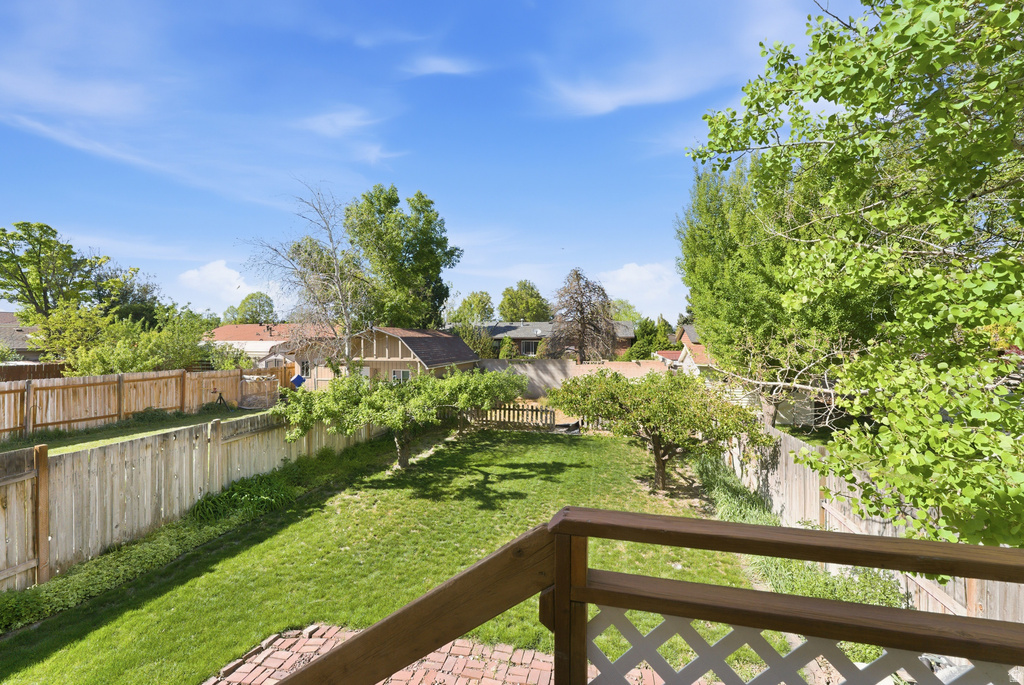 2326 W HEATHERGLEN DR Taylorsville, UT 84129
